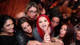 DANCING BEAR – Time For Some CFNM Male Stripper Action!